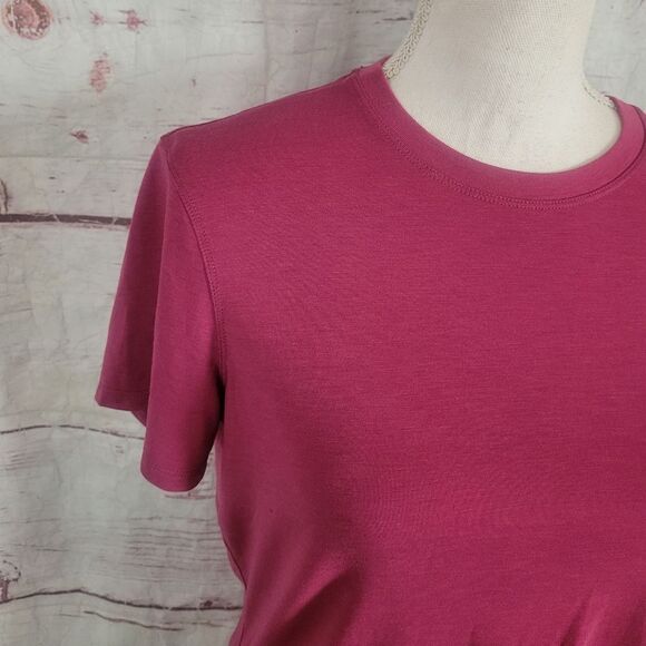 Kit and Ace Shortsleeve T-Shirt Size Medium - Picture 4 of 6